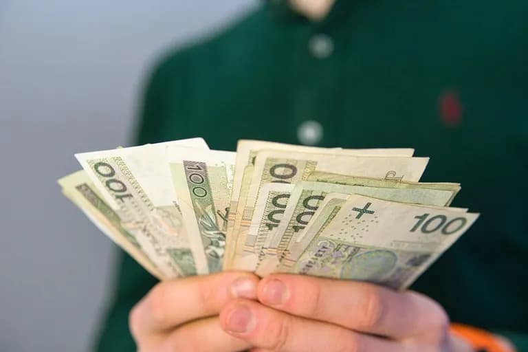 Kiedy głosowanie w sejmie nad wakacjami kredytowymi? Kluczowe informacje